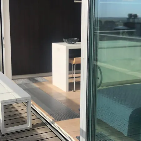 Penthouse Sea-loft Blankenberge, Uniek Zeezicht, Luxeloft Met 40m2 Terras! Apartment *